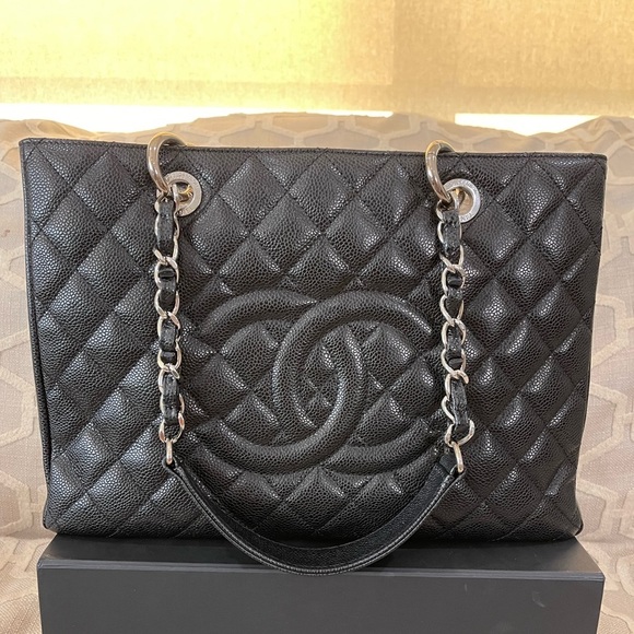 CHANEL Handbags - Chanel GST